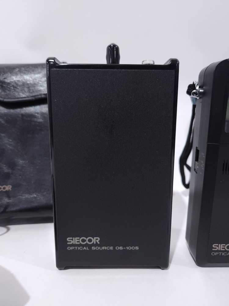 Siecor Optical Meter OM-100F And Optical Source OS-100 with Soft Cases