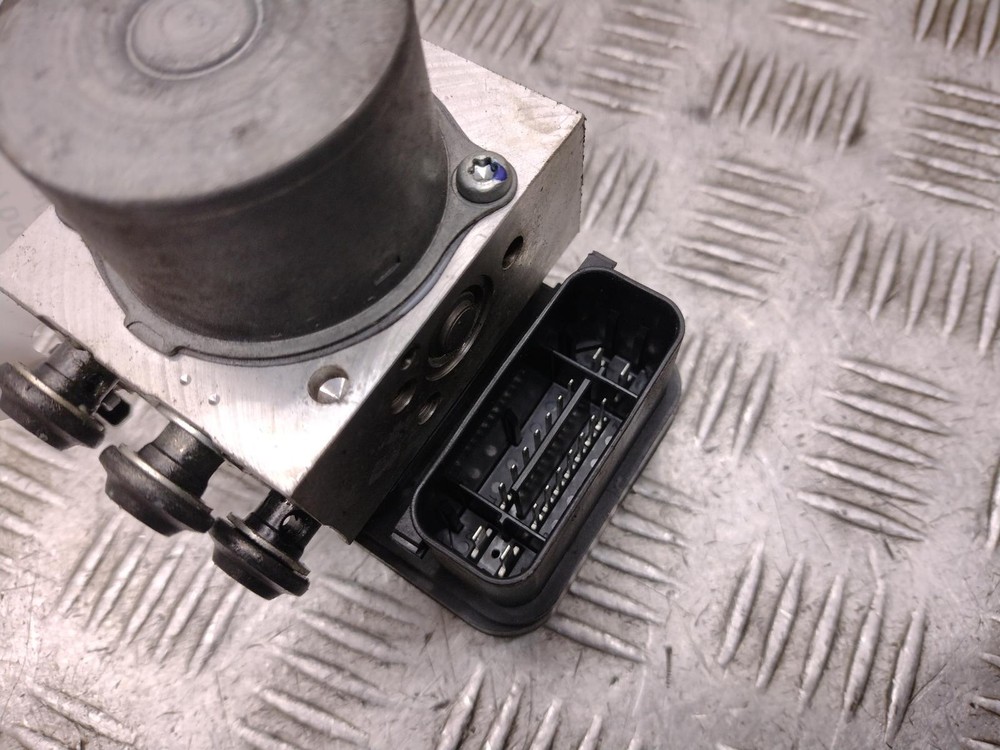 2019 YAMAHA TRACER 700 MT-07 ABS Pump