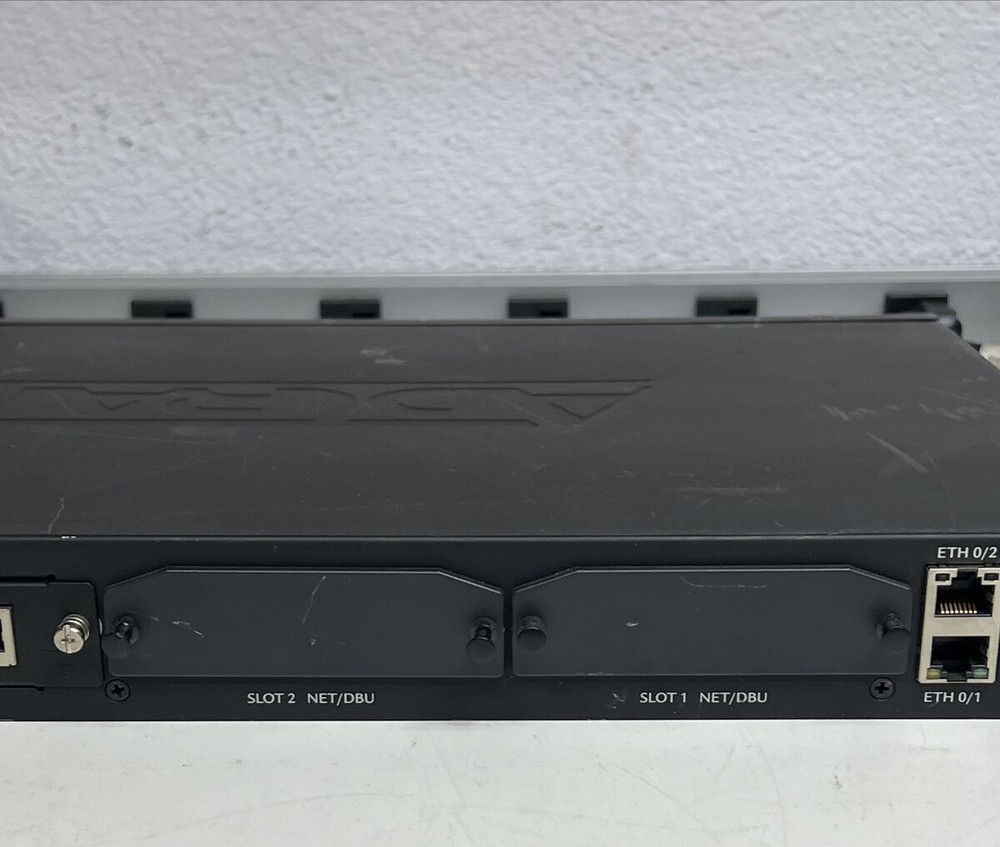Adtran NetVanta 4305 Router 1202890E1 w/Octel T1/E1 Module 1202843E1