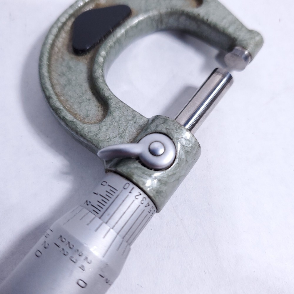 Mitutoyo (?) Unmarked 0-1" Micrometer