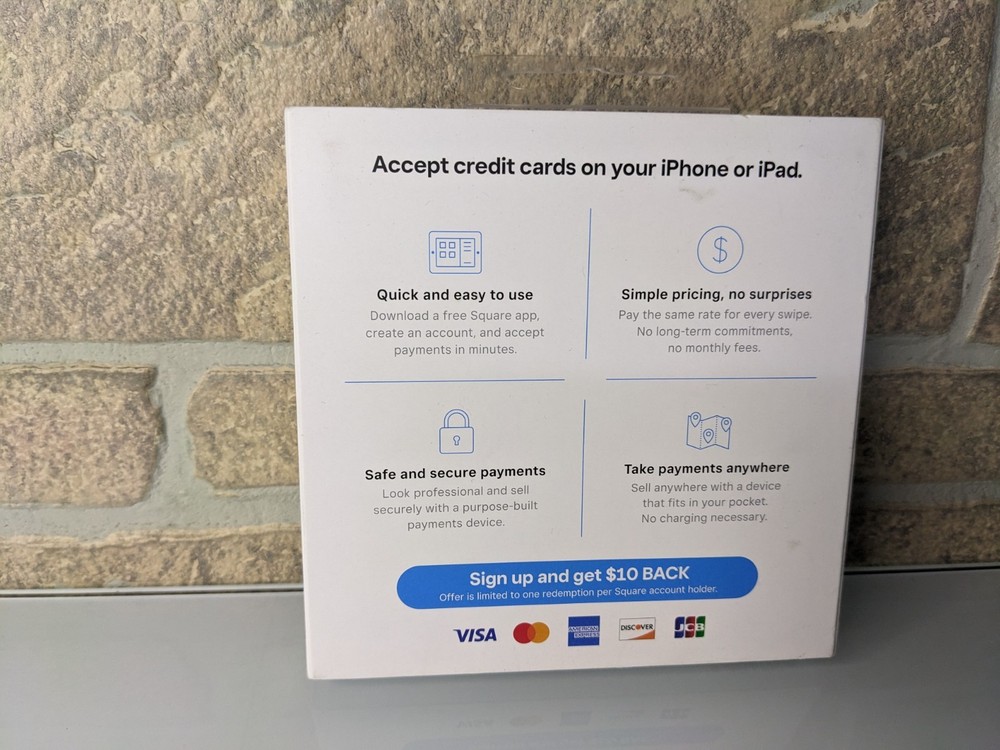 Square A-SKU-0523 Reader for Magstripe Lightning Connector