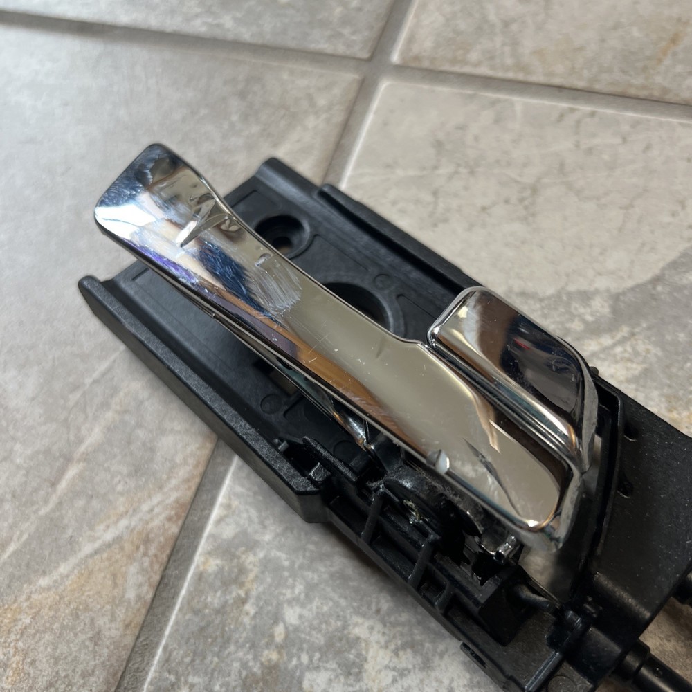 2012-2017 HYUNDAI ACCENT FRONT RIGHT CONTROL DOOR LOCK LATCH ACTUATOR OEM