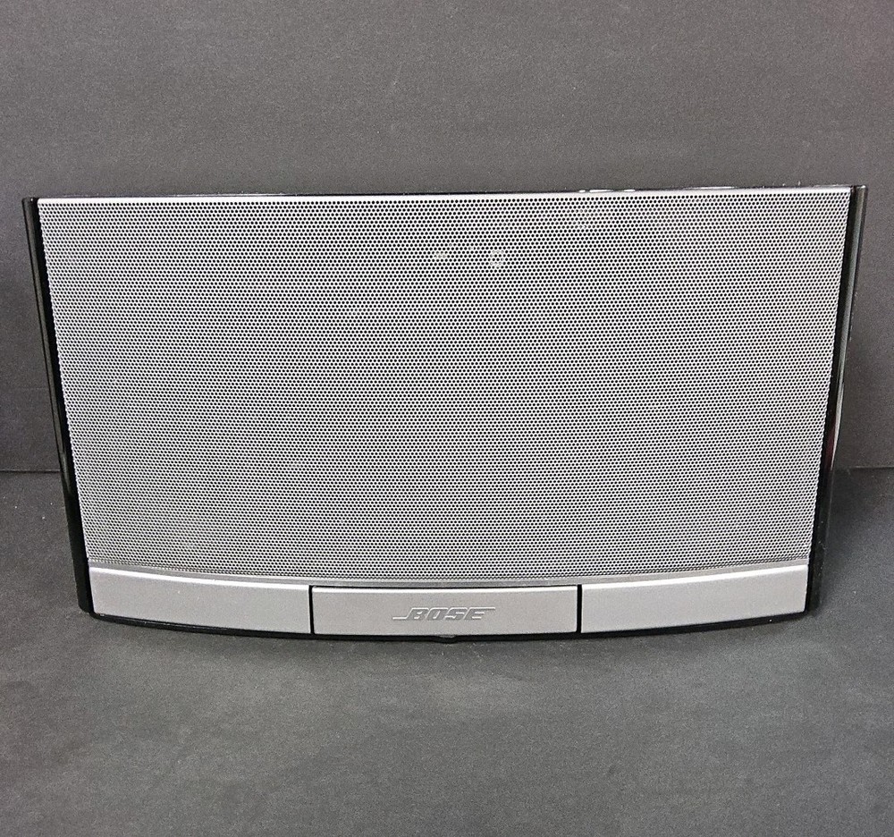 Bose SoundDock N123 Portable Speaker Bundle