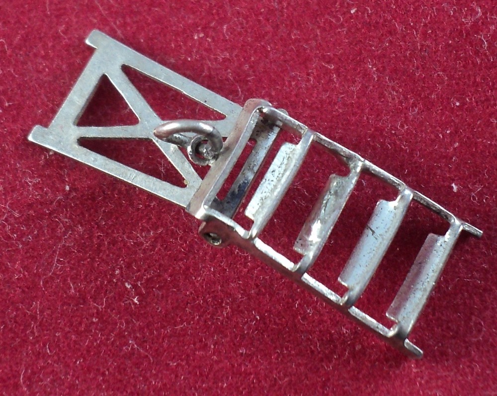 Sterling SILVER Charm 3-D FOLDING STEPLADDER Step Ladder Works!