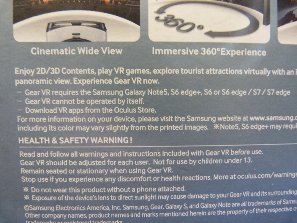 Samsung Gear VR Powered by Oculus - USED ONCE