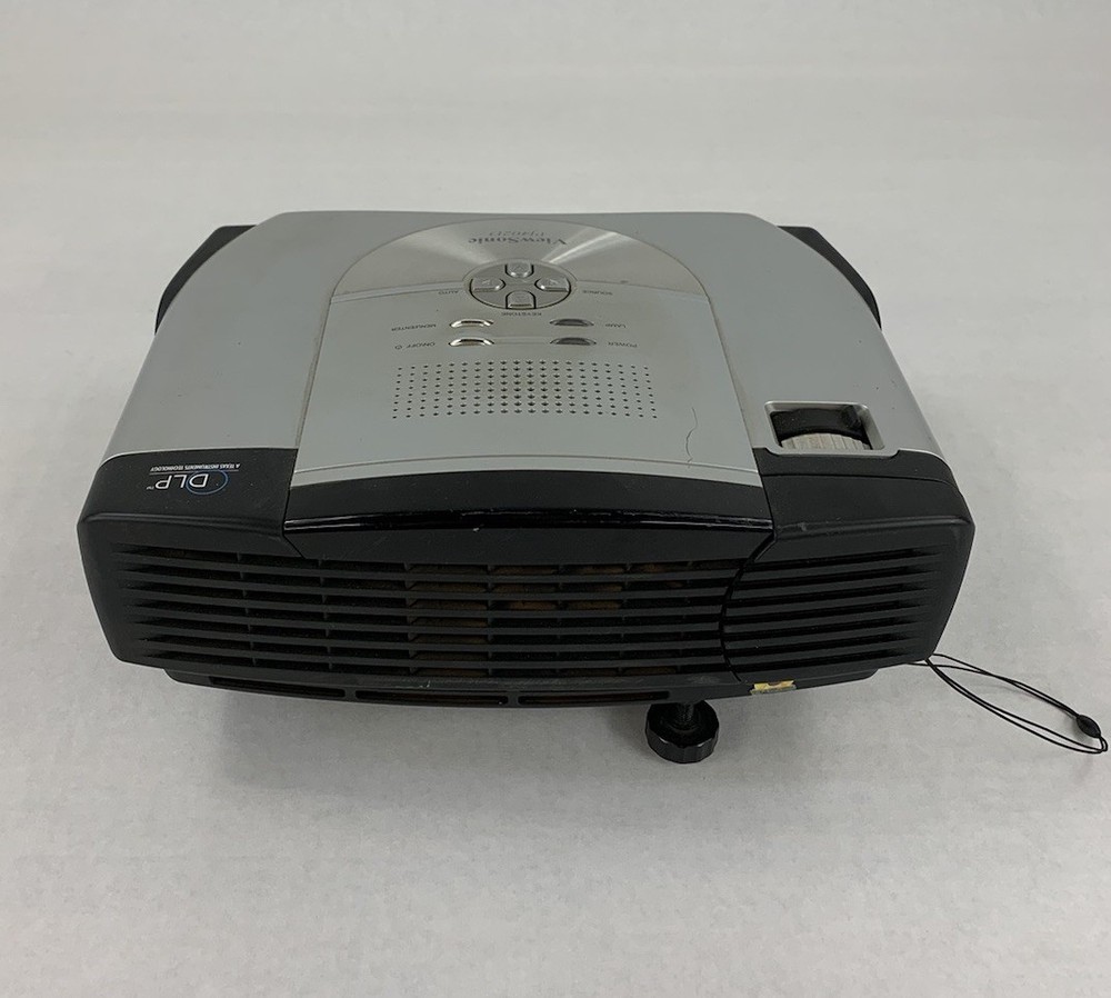 Viewsonic PJ402D VS10400 Projector - No Remote