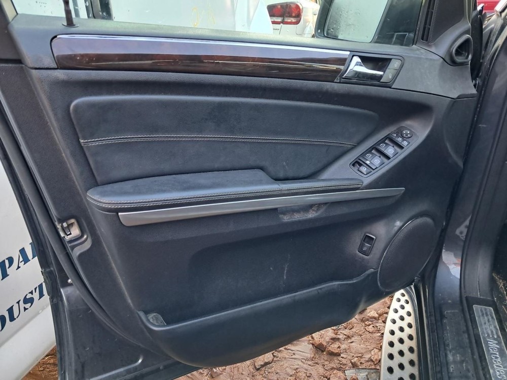 GL450 2012 Glove Box 4779333