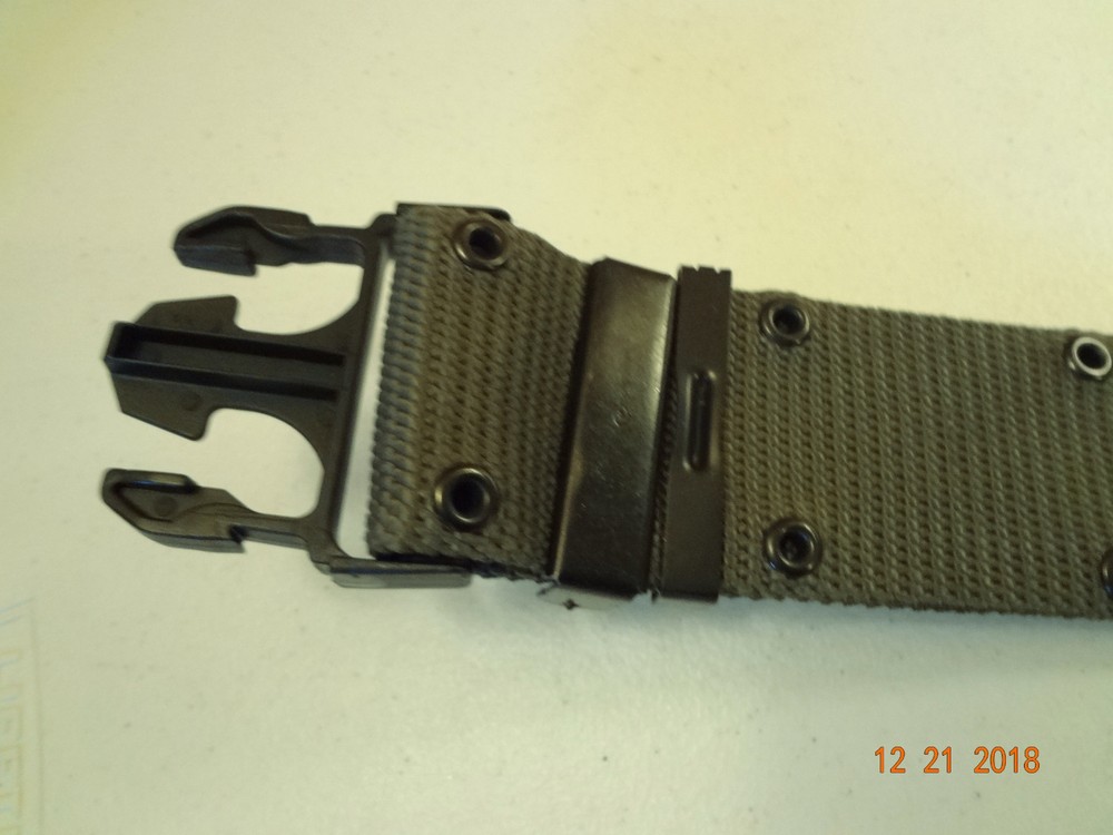 US Military Nylon Tactical Heavy Duty Adjustable Belt - Size Medium