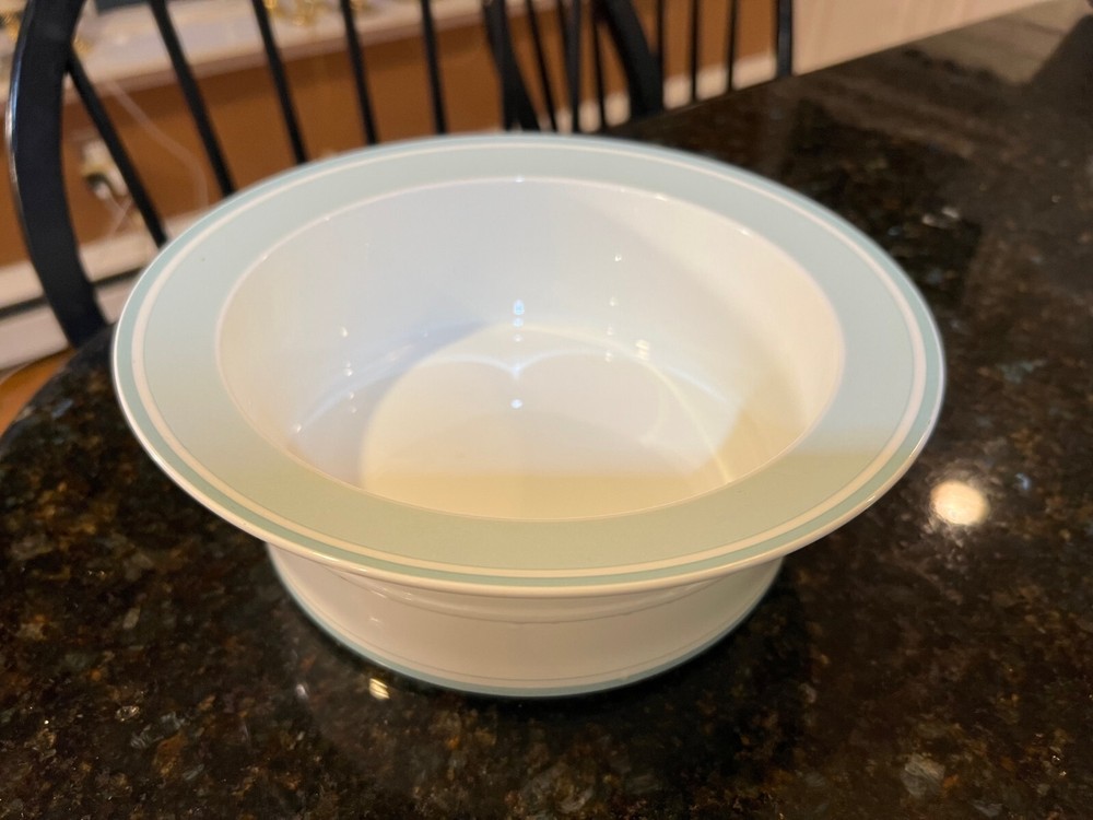 Villeroy & Boch Rondo Pattern Bone China 9" Round Vegetable Serving Bowl HTF