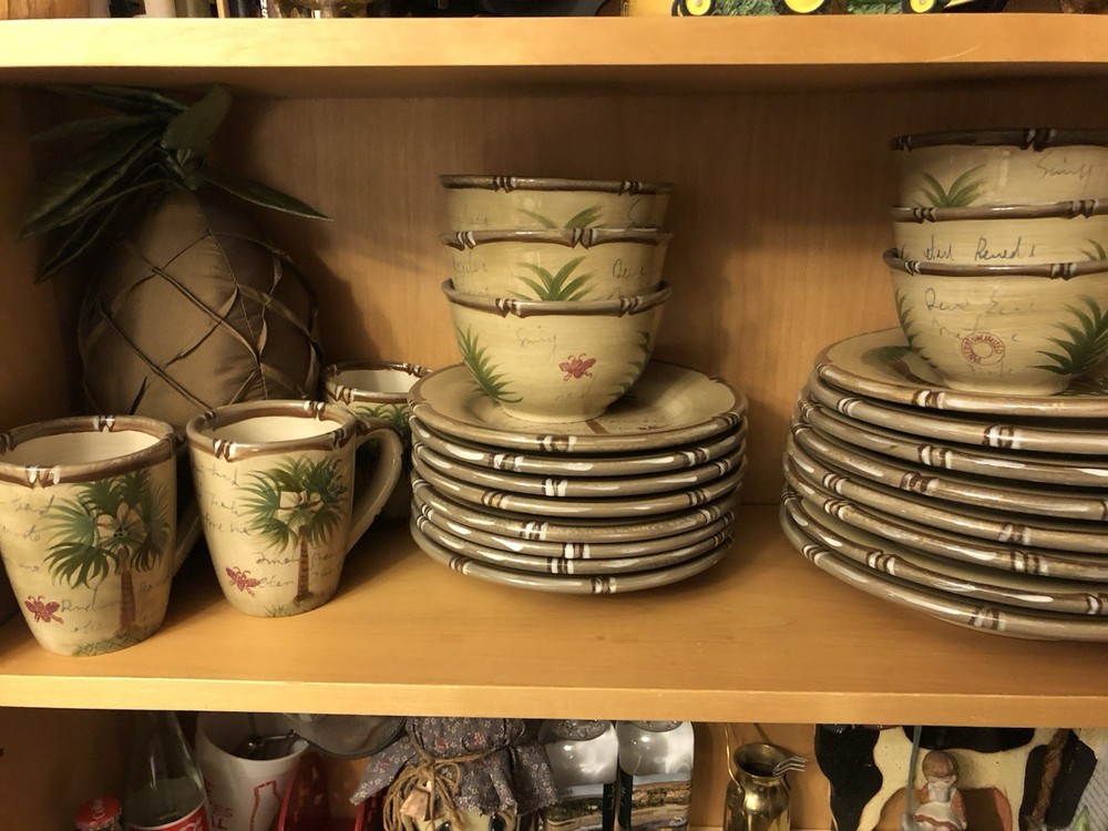 Palm Tree Bora Bora Tableware