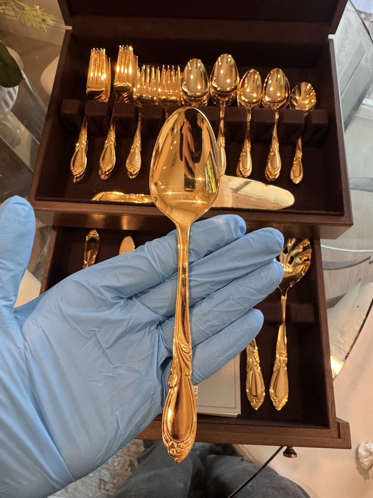 Retroneu 24K Gold Luxurious & Elegant Electroplate Flatware Set