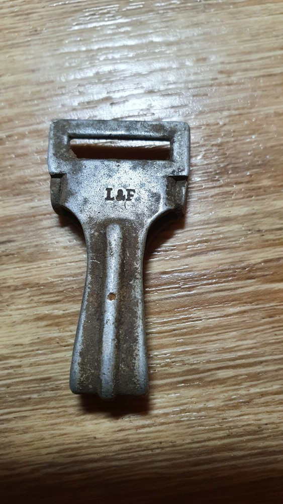 WW2 WWII German aluminum hook.#115#