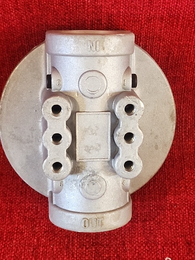 Stauff SSF180 Spin On Filter Head With Bypass Valve