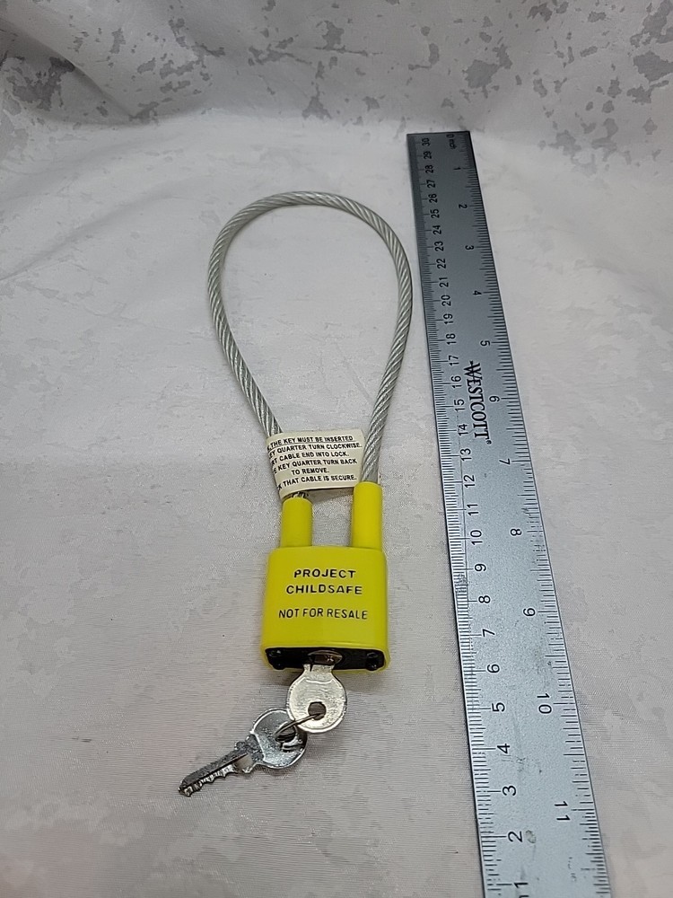Project Child Safe Firearm Lock 2 Keys With Instructions New