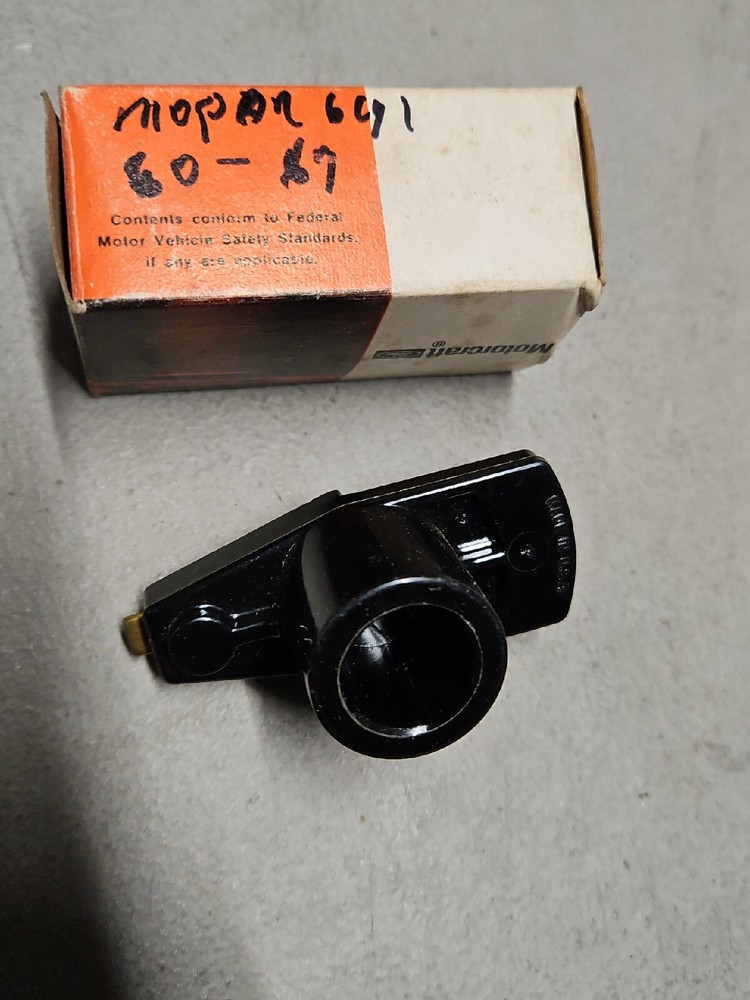NOS MOTORCRAFT DRC-303 DISTRIBUTOR/IGNITION ROTOR