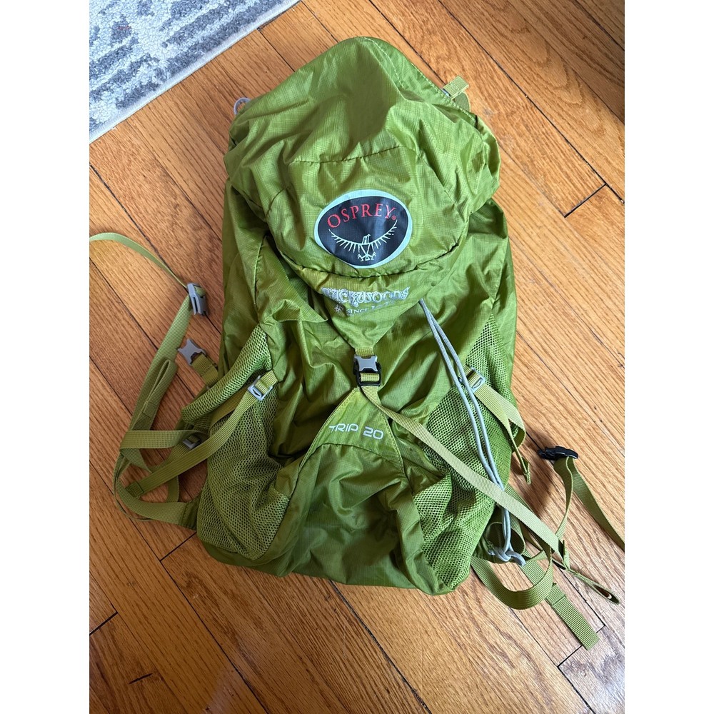 Osprey NWOT Backwoods Trip 20 Green Backpack