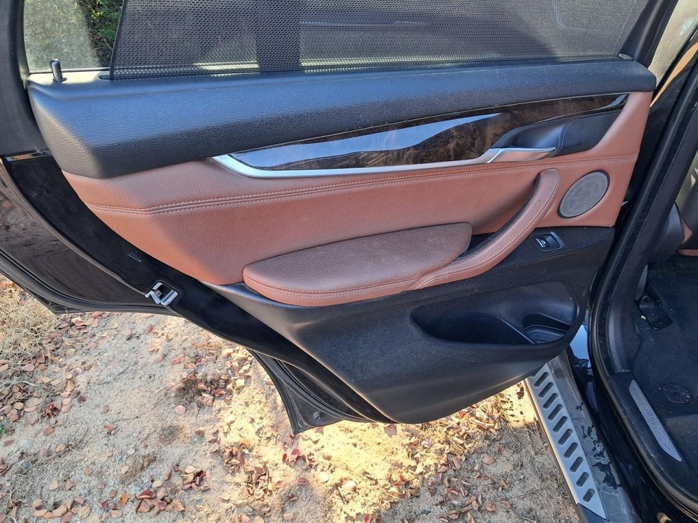 X5 2014 Glove Box 4858797