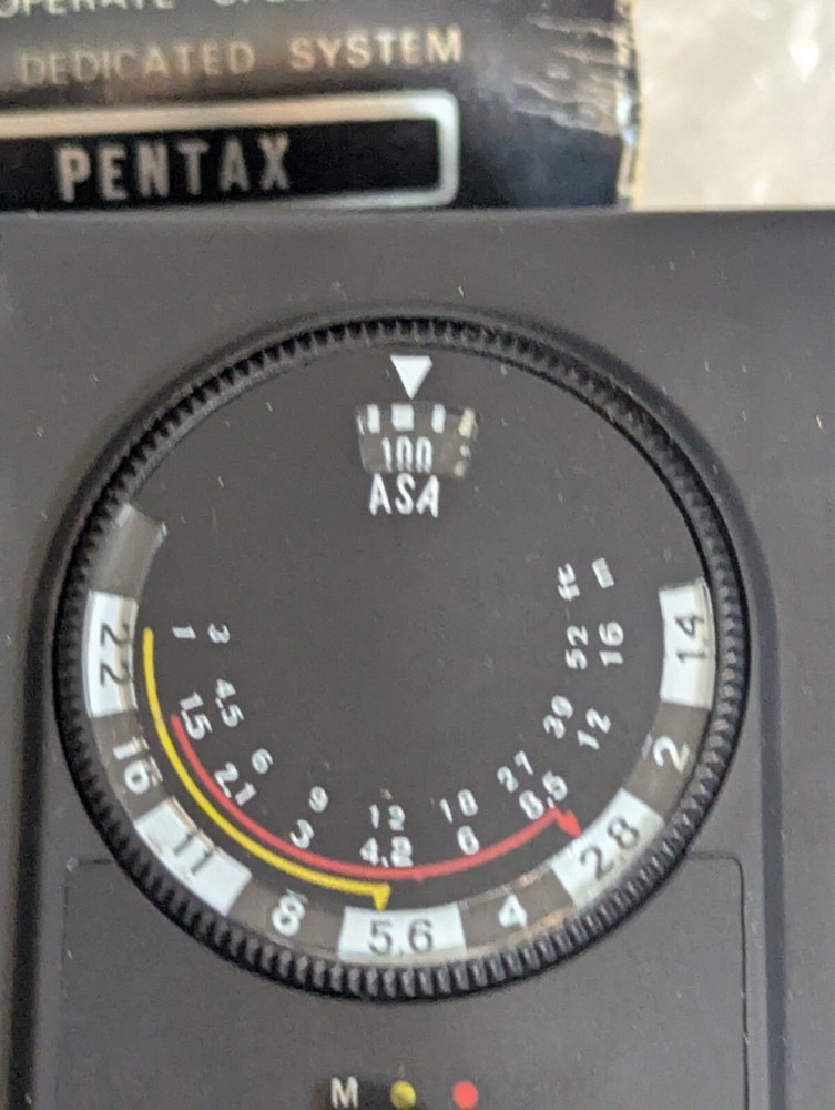 Lenmar FFD-40 Dedicated Fast Flash for Pentax Excellent Condition Tested Working