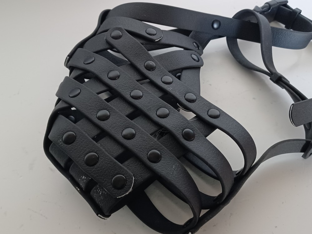 Pitbull Muzzle Basket Muzzle for M [Snout Cir: 9.75-11] Black