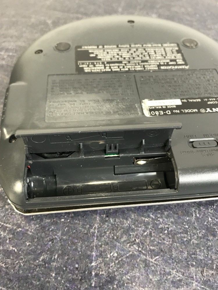 Sony CD Discman ESP2 D-E805 DAC Portable CD Player