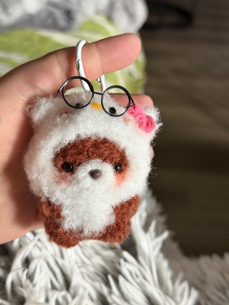 Crochet Otter in Hello Kitty Hat 🦦