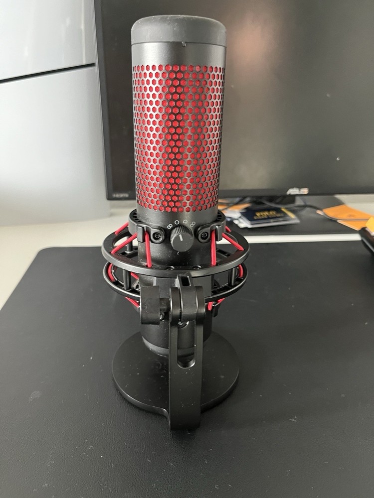 HyperX QuadCast USB Microphone Mute Button Back-Lit Black Red Freestanding