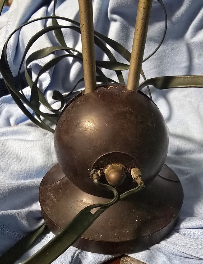 Vintage 1950s Bakelite Telescoping Rabbit Ear Antenna.