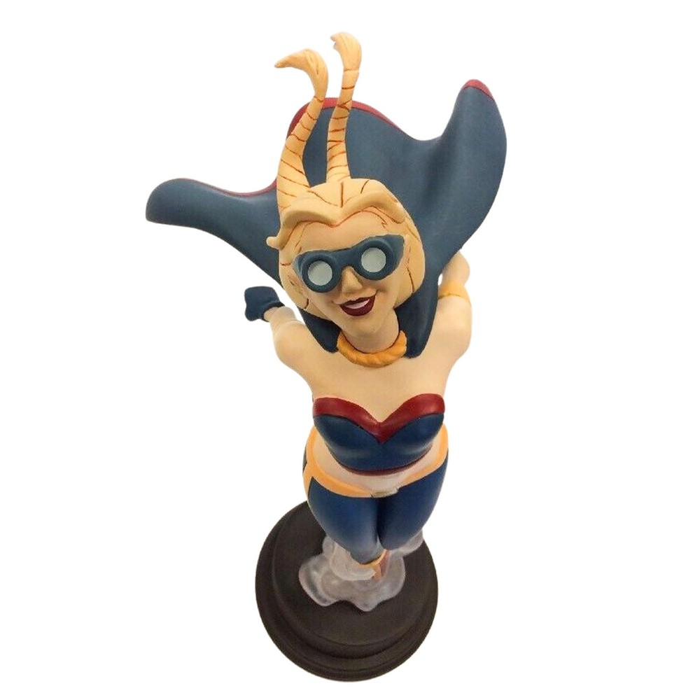 Powers: 14" Retro Girl Statue