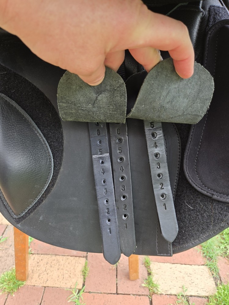 Kent & Masters Compact GP Saddle 18 Adjustable Gullet