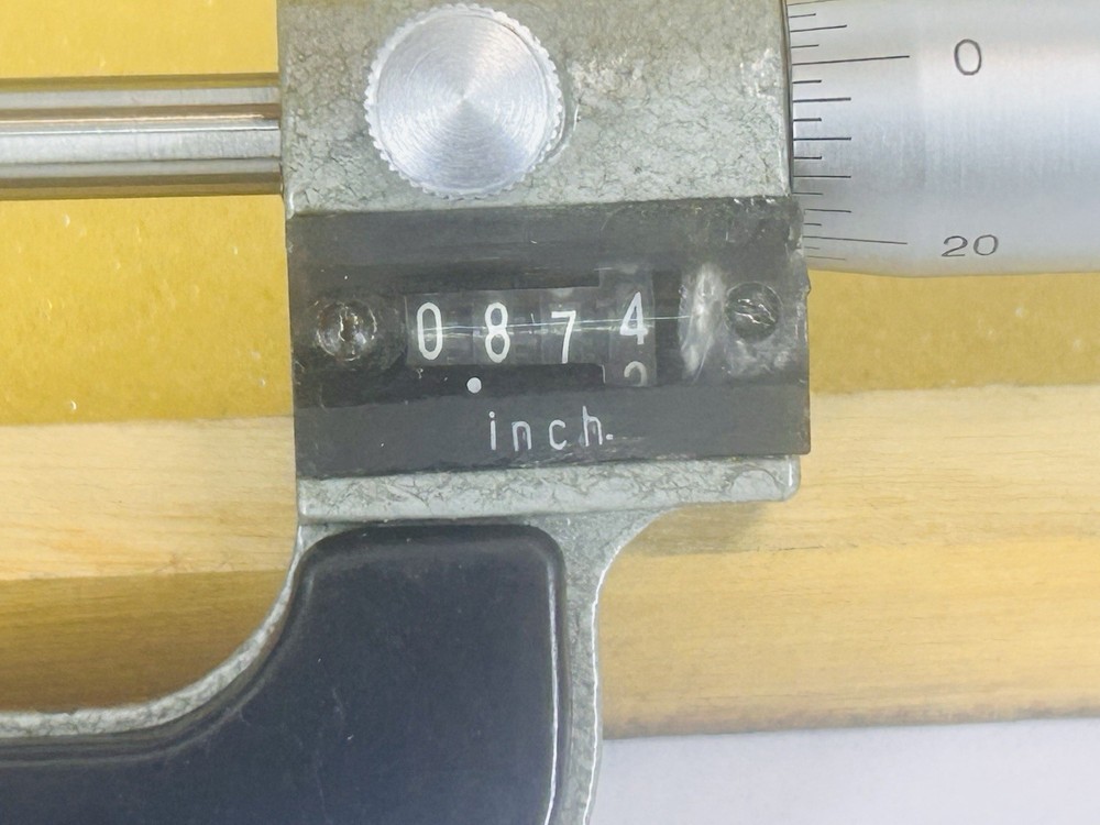 Aerospace Model E601 Micrometer 1 x 2" .0001