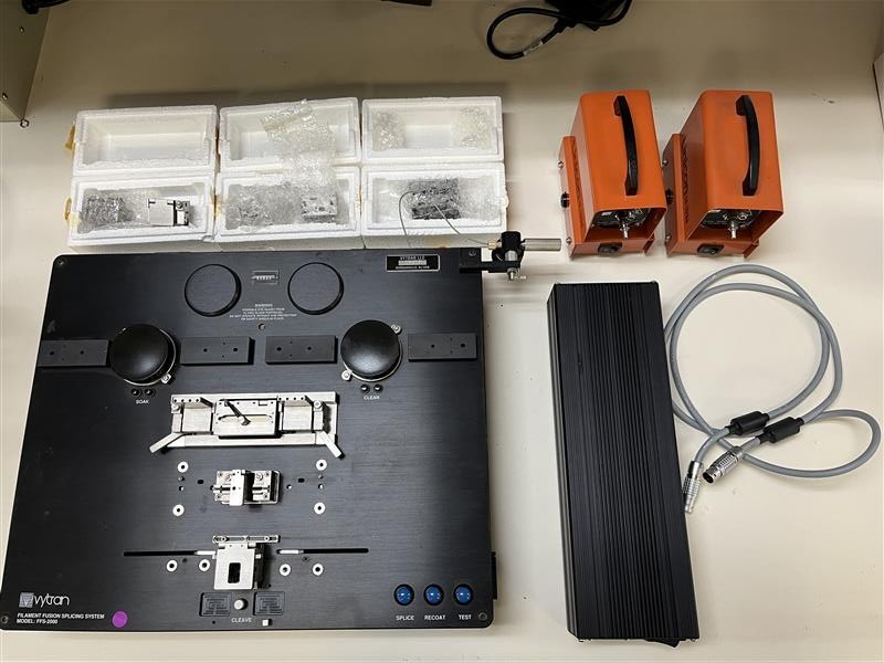 FFS2000 Series Fiber Splicer with Accessories