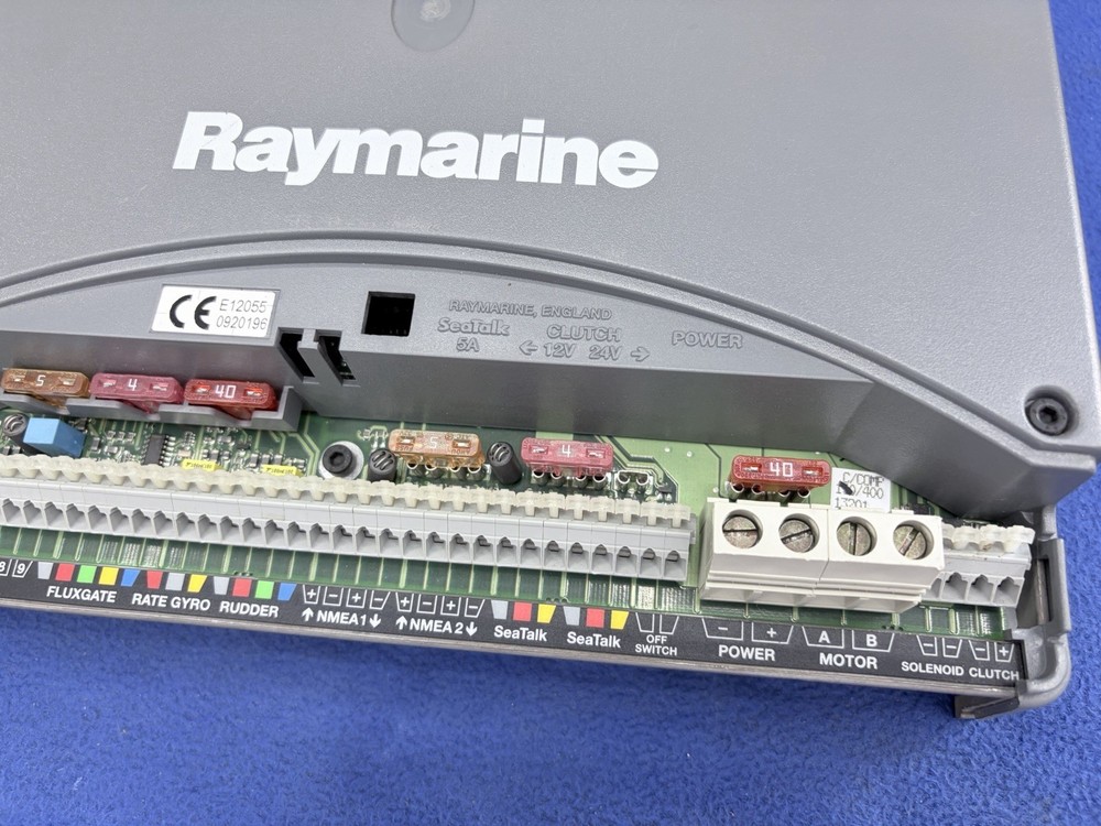 Raymarine Type 400 (S3) Autopilot Course Computer - E12055 - Fully Tested