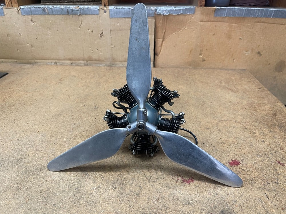 1945 Morton M-5 .992 4-Stroke Spark Ign. Model Airplane Engine