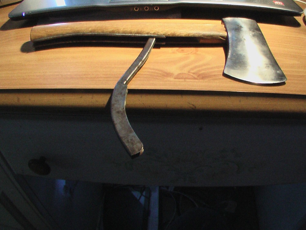 MARBLES No 6 pocket ax