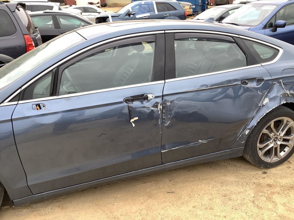 Fuse Box Engine With Rain Sensor Fits 17-20 FUSION 4937178