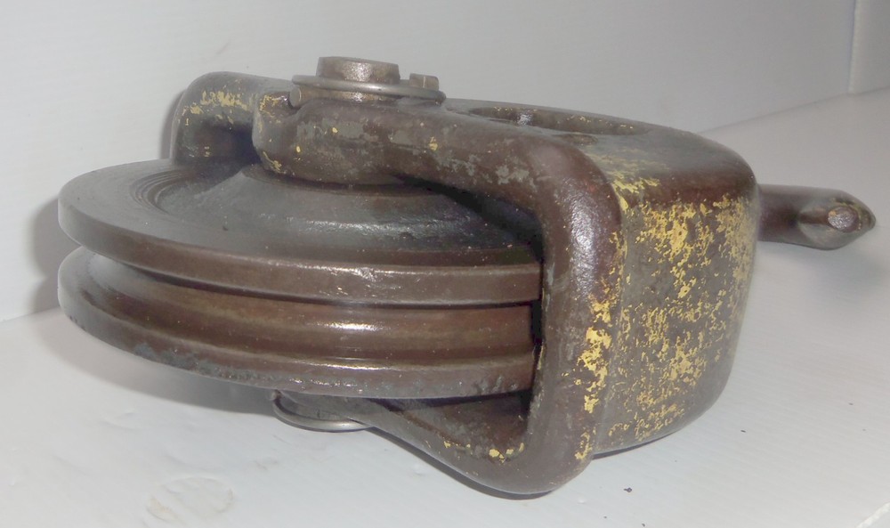 1-Ton Single-Sheave Hook-Mounted Block Pulley