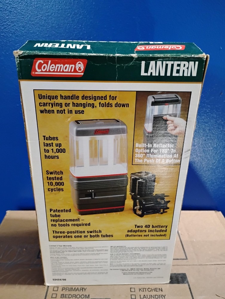 Coleman Lantern Battery Operated Fluorescent Vintage