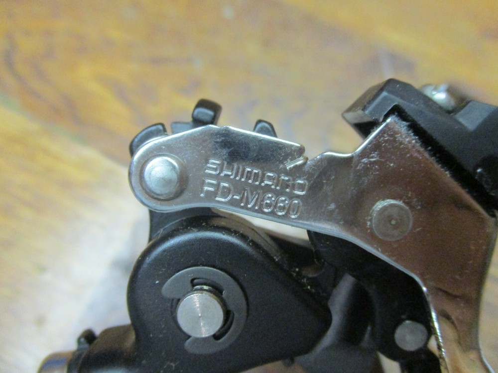 NEW SHIMANO SLX FD-M660 TOP PULL FRONT DERAILLEUR