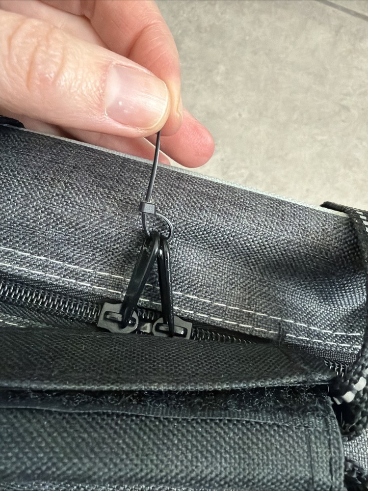 EverStart Deluxe Safety Kit New