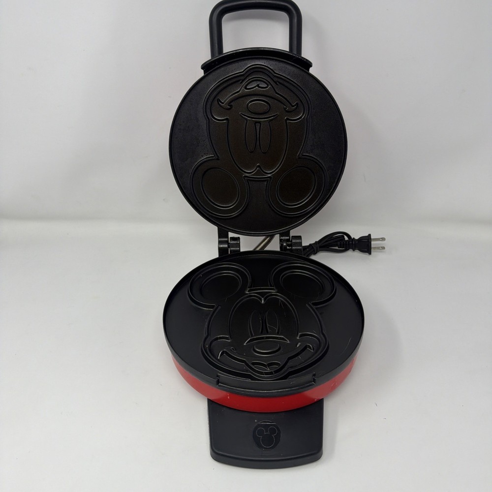 6” Mickey Mouse Pancake/waffle Maker Disney