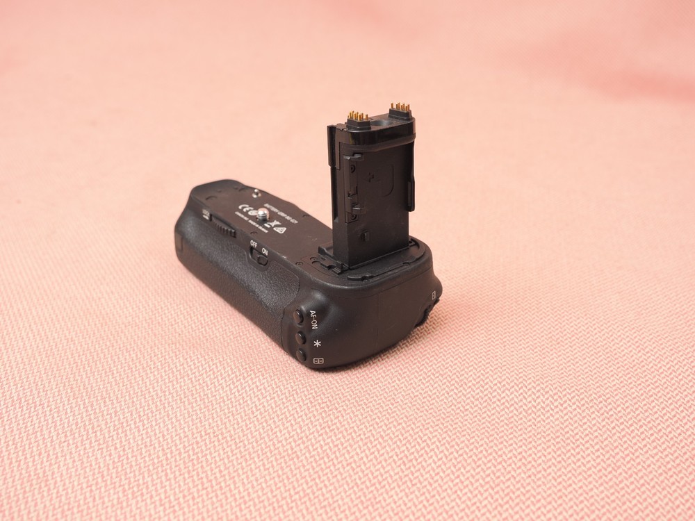 Canon BG-E21 Battery Grip for EOS 6D Mark II