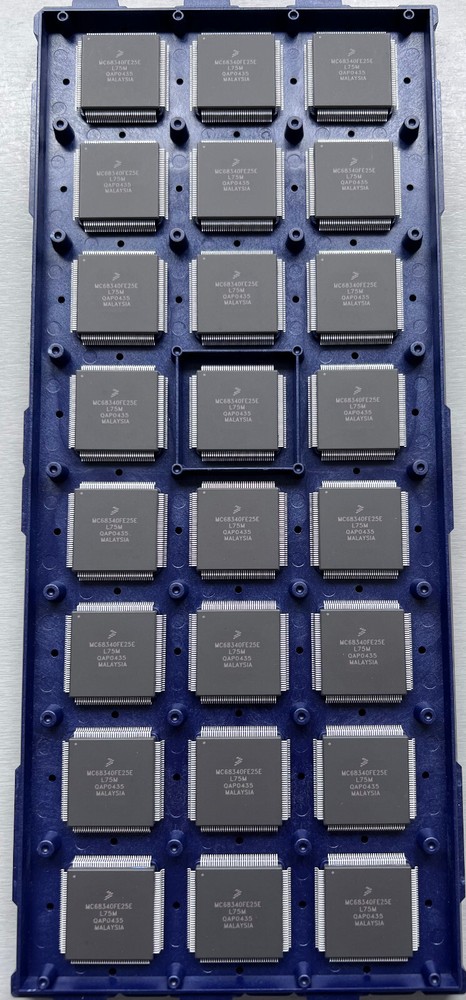 (€35/pcs) 1pcs MC68340FE25E QFP-144 Processor "OEM Stock"