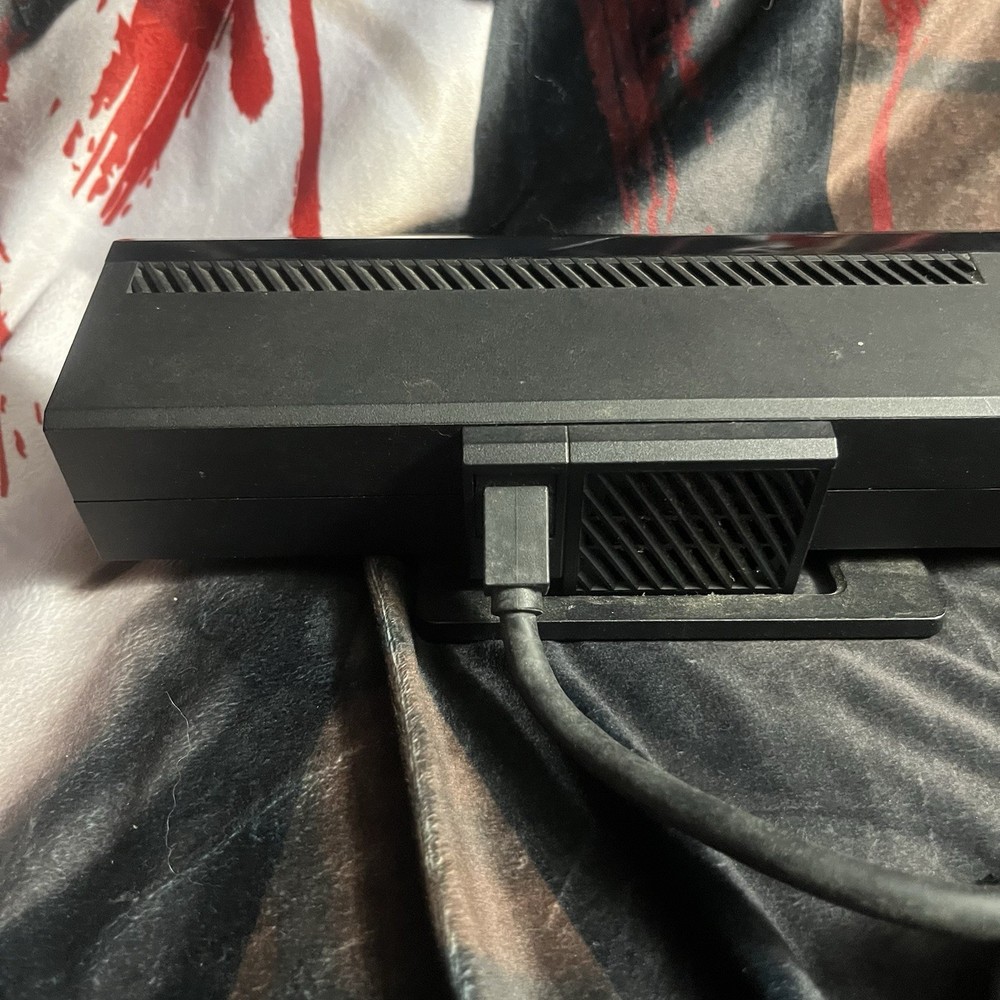 Microsoft Xbox One Kinect Sensor Bar Black Model 1520 Pre Owned Untested