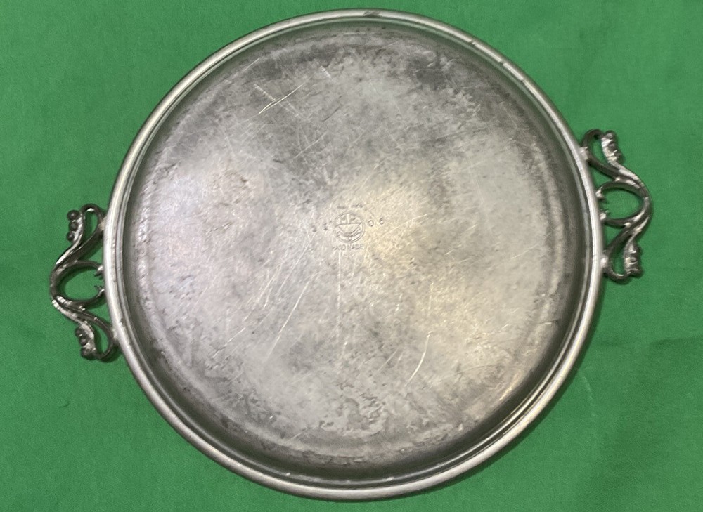 Vintage MAX RIEG Hand Made Handled Dish # 1106. 6” diameter.