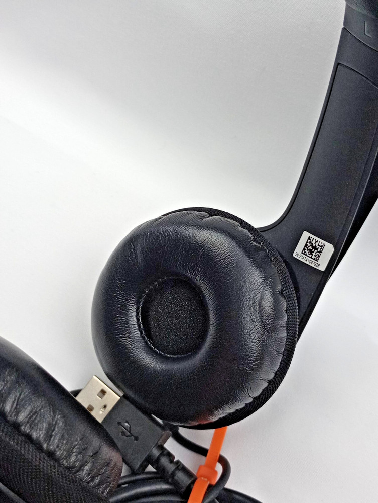 Logitech USB Wired Headset w/ Mic Inline Volume Control Black PC Laptop Tested