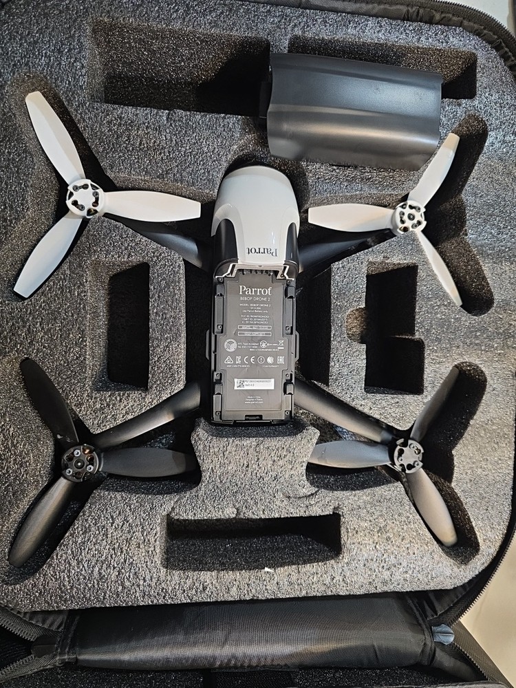 Parrot Bebop 2 drone with skycontroller, drone with Backpack