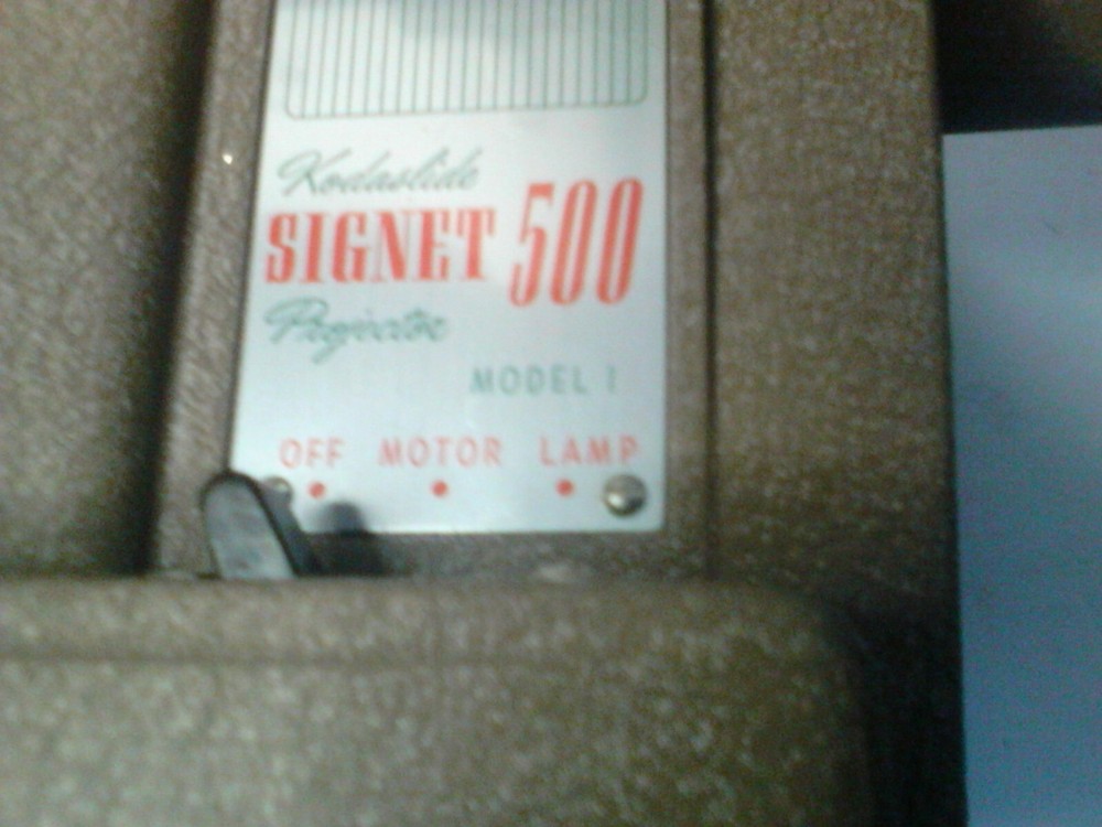 Kodak Signet 500 model 1 projector Read description