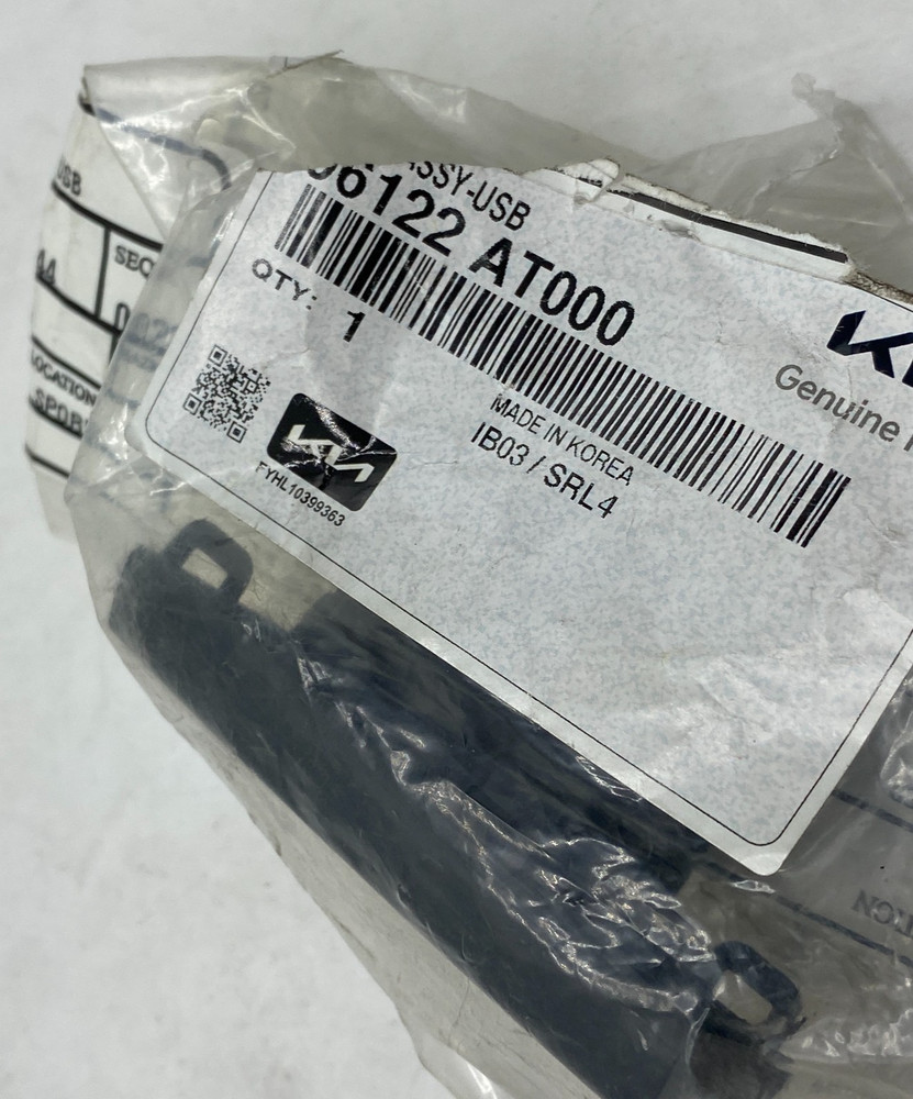 Kia Genuine Parts 96122-AT000 Niro USB Jack Interface Module Socket🔔