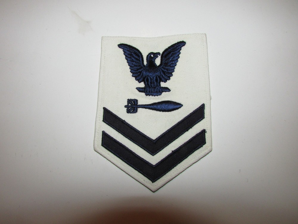 b9601 WW2 US Navy Rate White Torpedoman's Mate 2nd Class  IR33B