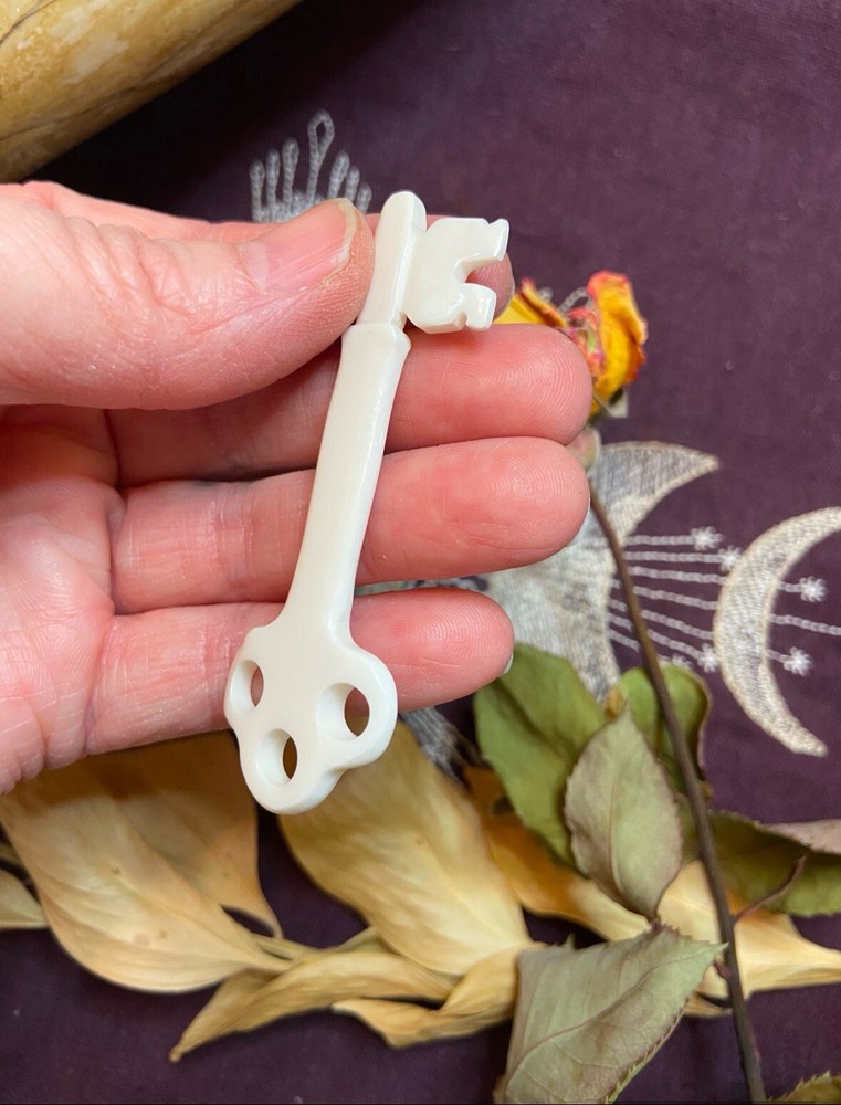Bovine Bone Skeleton Key, Ethically Sourced Cow Bone, Natural Bone